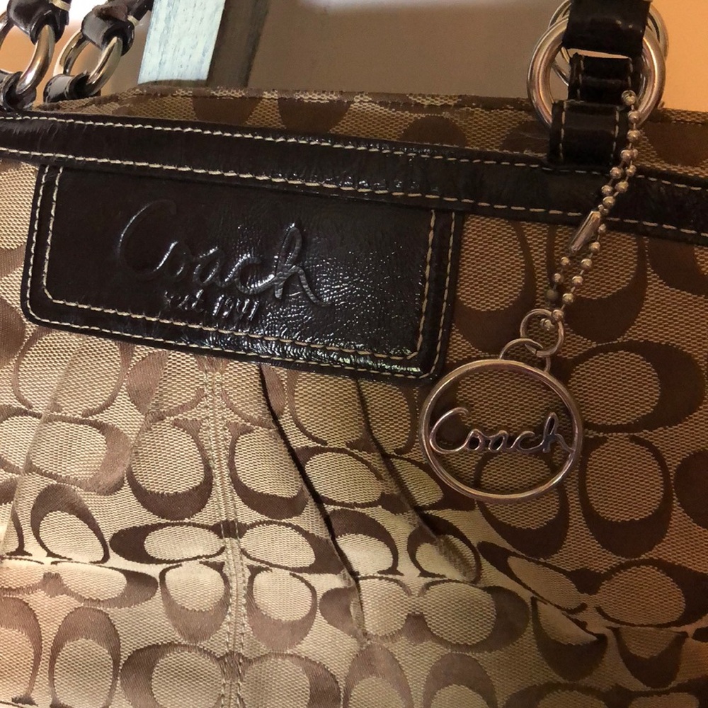 Coach purse - Picture 2 of 7